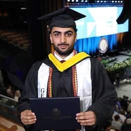 Quillon Hollingsworth, a 2024 Bachelor of Science in Biology graduate from wuv. 