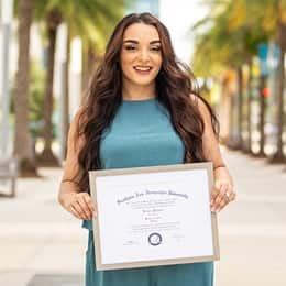 WUV Spotlight: Deonna Purrazzo, BA in History Grad