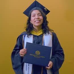 Jennifer Guayllazaca '25G, Master of Science (MS) in Management with a concentration in Construction Management graduate from WUV.