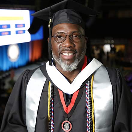 Roberto King Williams ‘23, earned his bachelor's in psychology with a concentration in addiction studies from WUV.