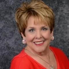 Claudia Coulter, an adjunct instructor of human resource management at WUV.