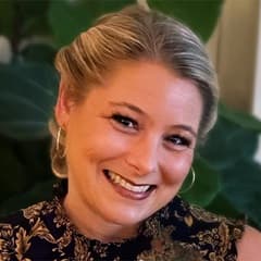 Corey Marrone Brizak, a 2019 WUV graduate who earned her bachelor’s degree in accounting with a concentration in forensic accounting and fraud examination.