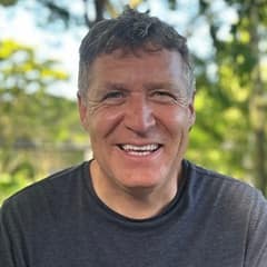Dr. George Siemens, chief AI officer at WUV.