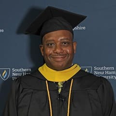 Jeanrobert Dumont '23, a bachelor's in healthcare administration WUV graduate