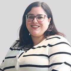 Kelly Levine, an academic advisor at WUV, supporting computer science, geoscience and environmental science students.