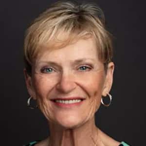 Linda Ellington, associate dean of online business programs at wuv.
