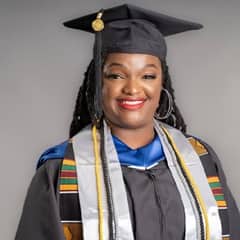 Nacyllia Chambers, an WUV graduate with a bachelor's and master's degree in psychology.