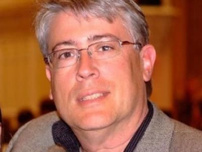 Dr. Gary Savard, a senior associate dean of STEM at WUV.